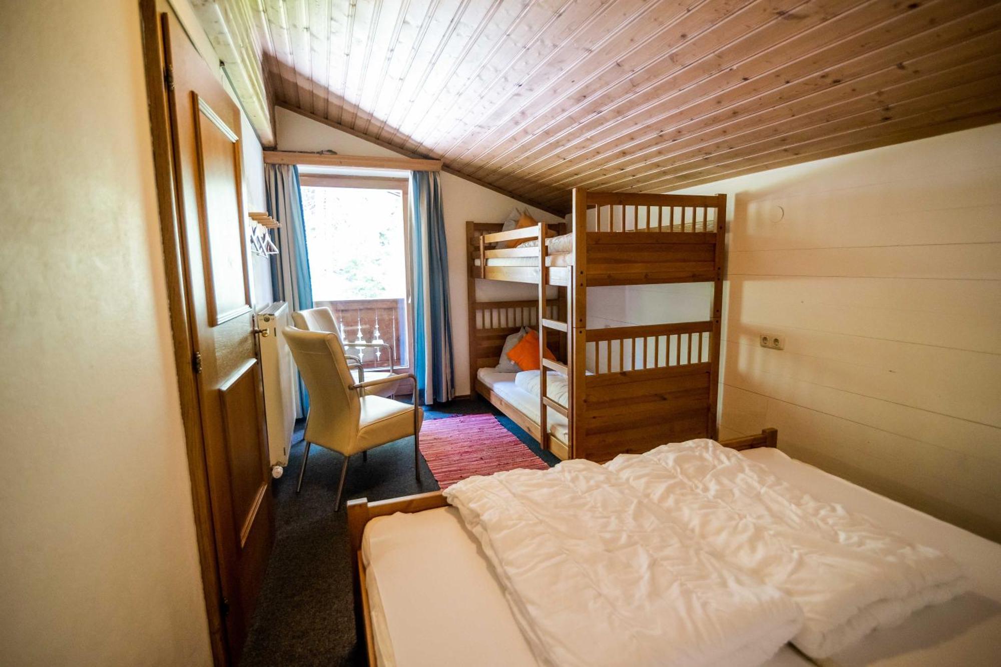 Chalet 3 Musketiers Вихофен Стая снимка